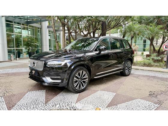 VOLVO XC90 2.0 T8 HYBRID MOMENTUM AWD GEARTRONIC VOLVO XC90 2.0 T8 HYBRID MOMENTUM AWD GEARTRONIC